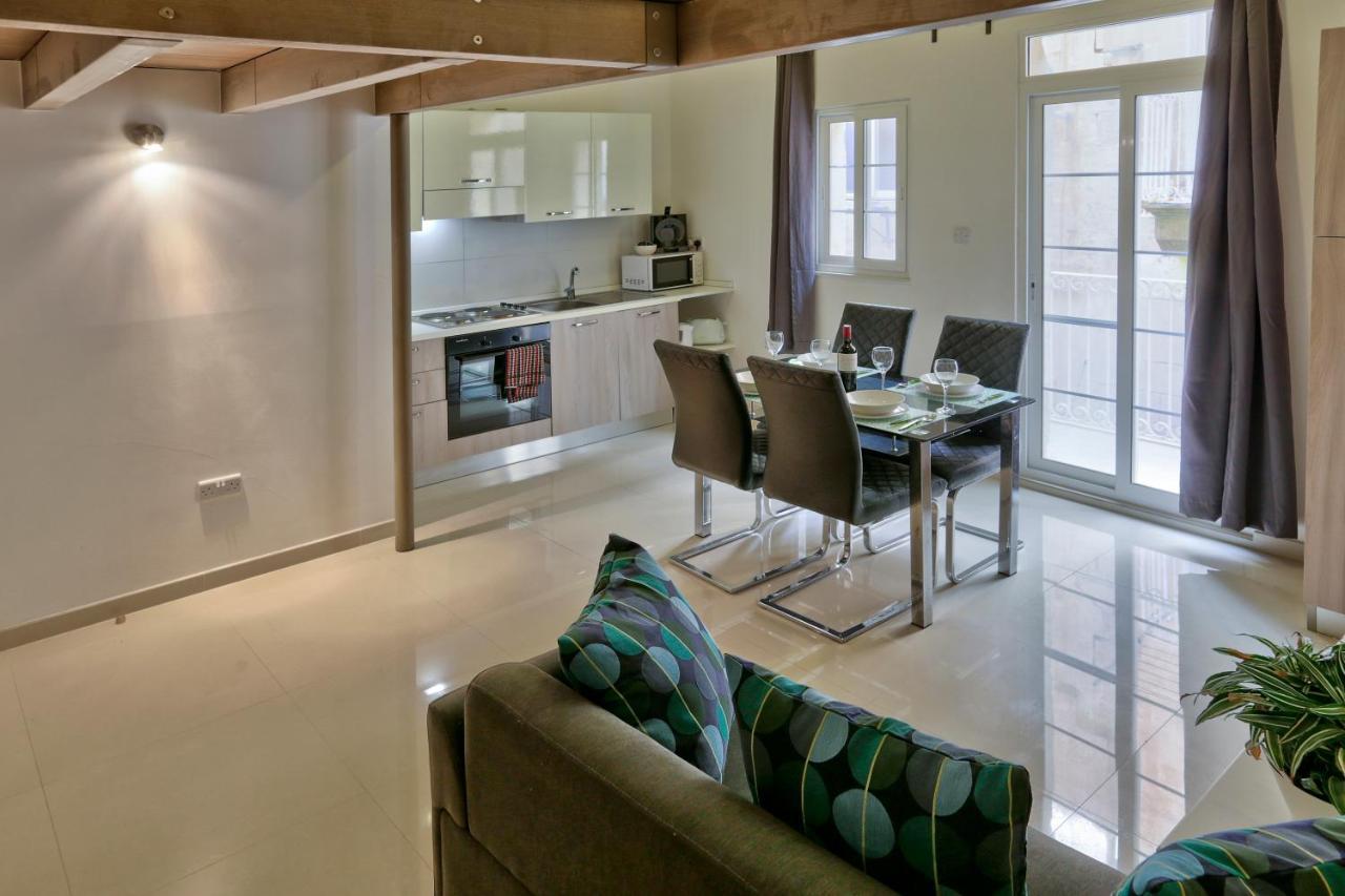 Charming Valletta 1 Bedroom Apartment Off Republic Street Sleeps 4 Exterior foto